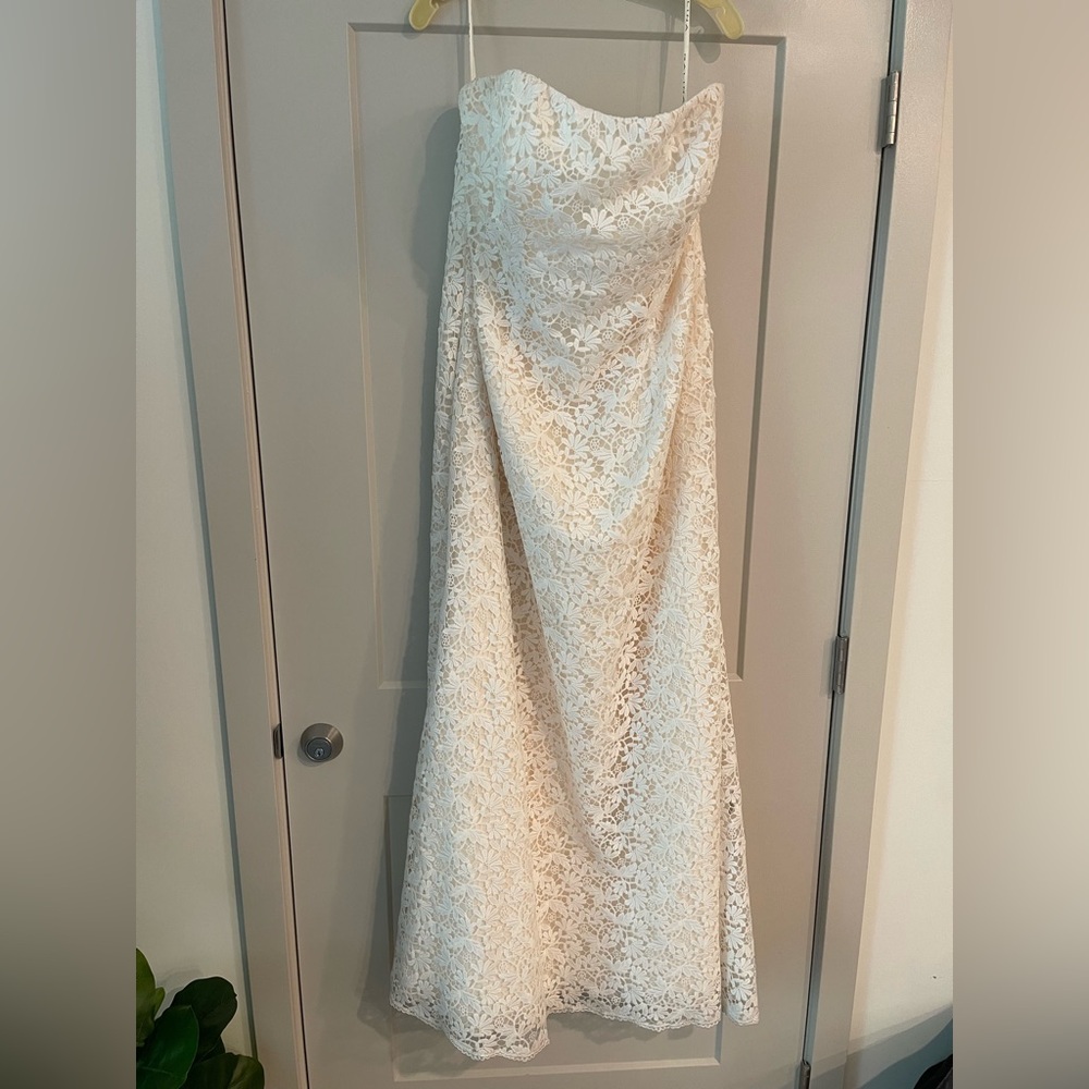 Galina Woman Cream Floral Lace wedding dress